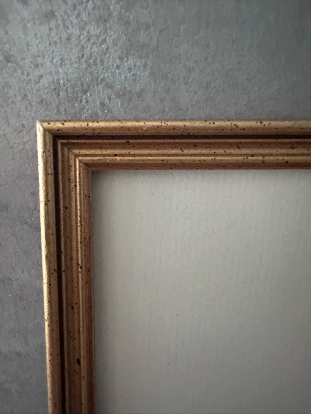 Vintage CUSTOM Gold WOOD TRADITIONAL PICTURE FRAME FITS 6.5X8.25